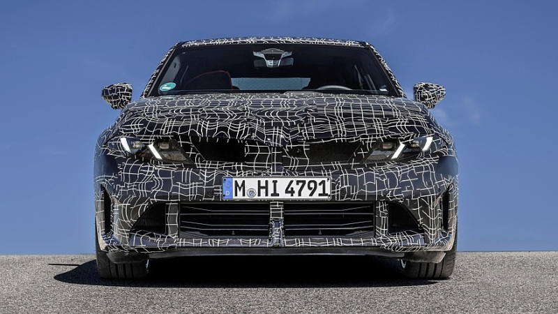 Новая бензиновая «трёшка» BMW готовится к премьере: дрифт-режим и дизайн в стиле i3